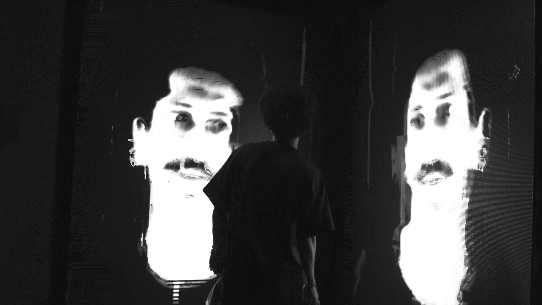 short01.gif